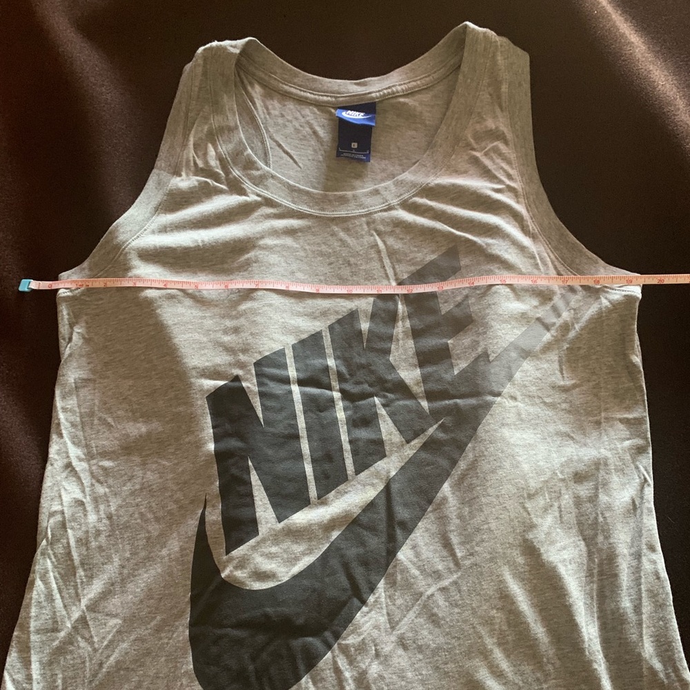 Men’s Nike Muscle Tank - Picture 4 of 6